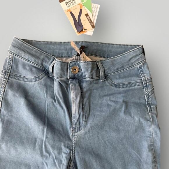 Calzedonia Skinny Fit Ultra Light Denim Jeggings Medium M NWT - Picture 3 of 8